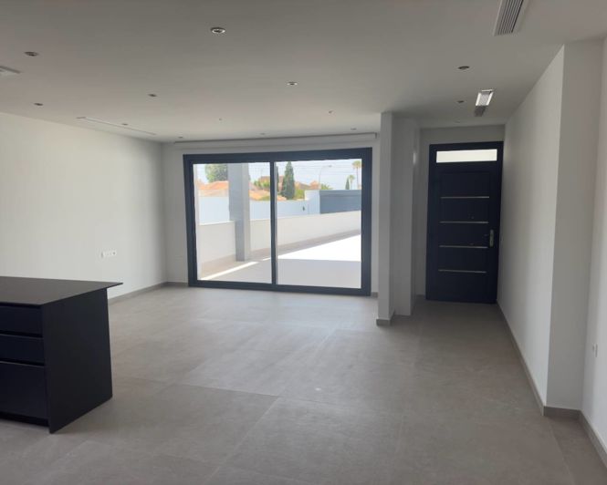 Image No.3-3 Bed Villa for sale