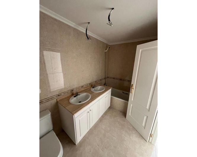 Image No.15-2 Bed Apartment for sale