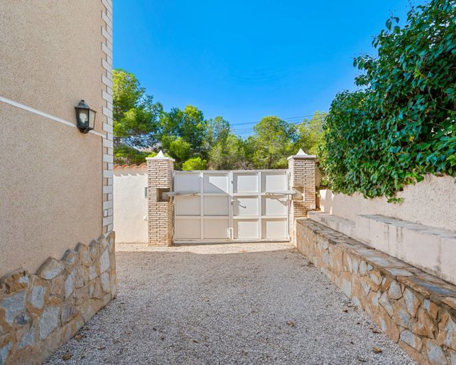 Image No.41-7 Bed Villa for sale