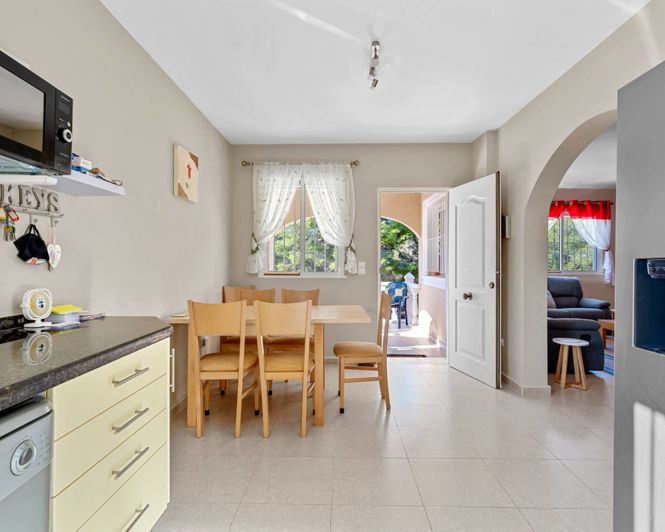 Image No.5-7 Bed Villa for sale