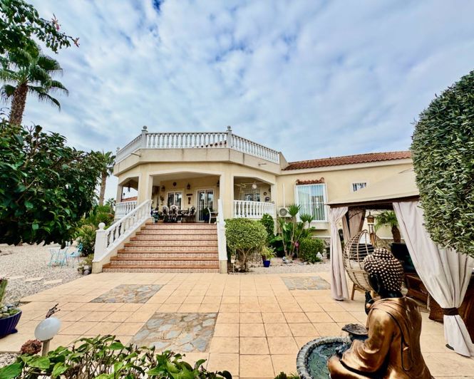 Image No.29-4 Bed Property for sale