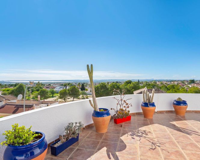 Image No.20-Villa de 4 chambres à vendre à Ciudad Quesada