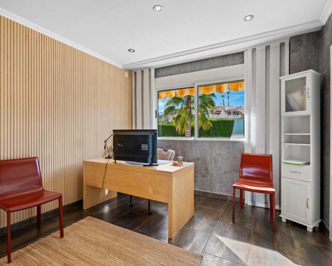 Image No.23-Villa de 5 chambres à vendre à Algorfa