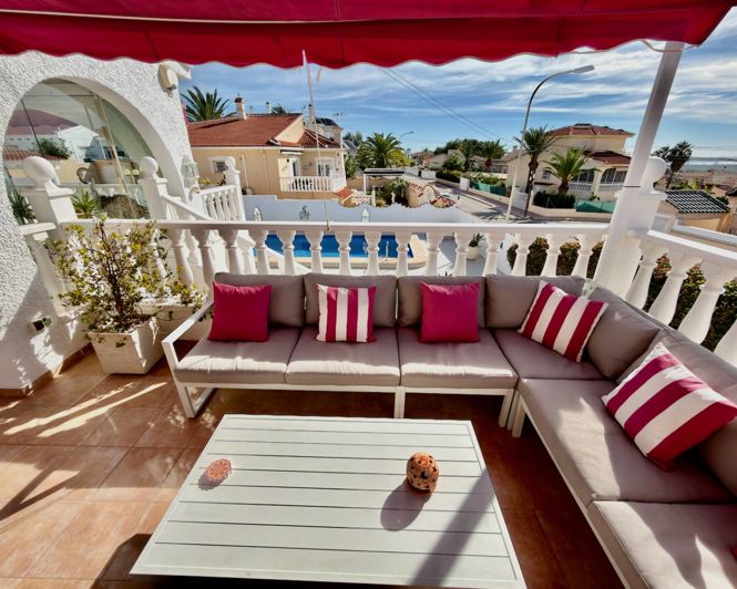 Image No.12-4 Bed Villa for sale