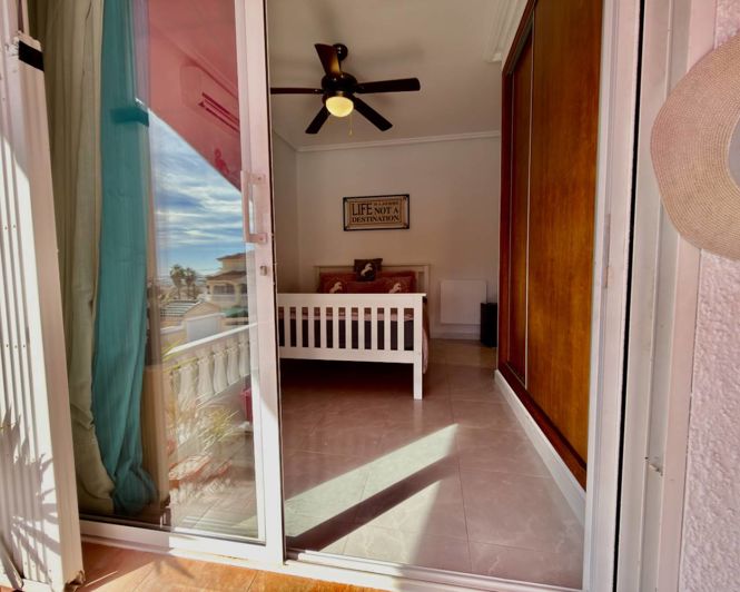 Image No.18-4 Bed Villa for sale