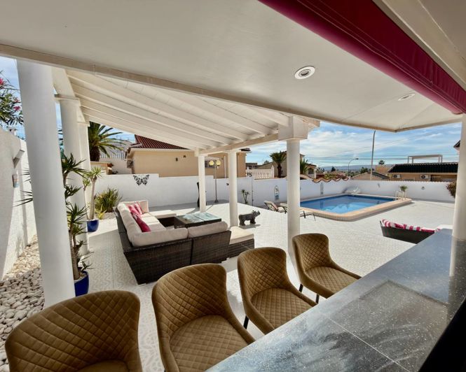 Image No.28-4 Bed Villa for sale