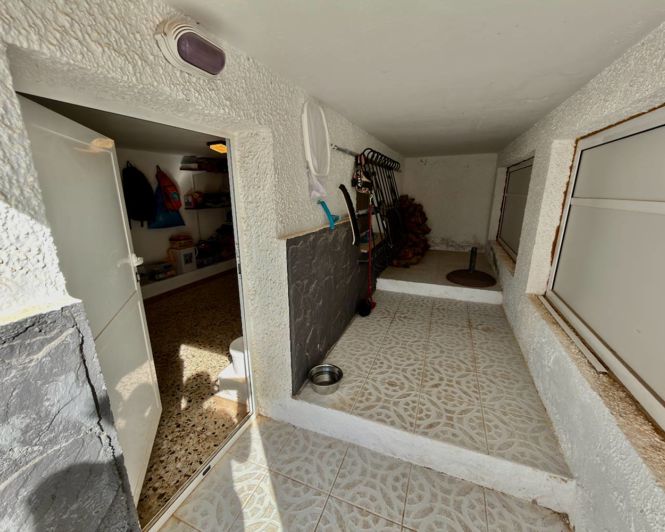 Image No.37-4 Bed Villa for sale