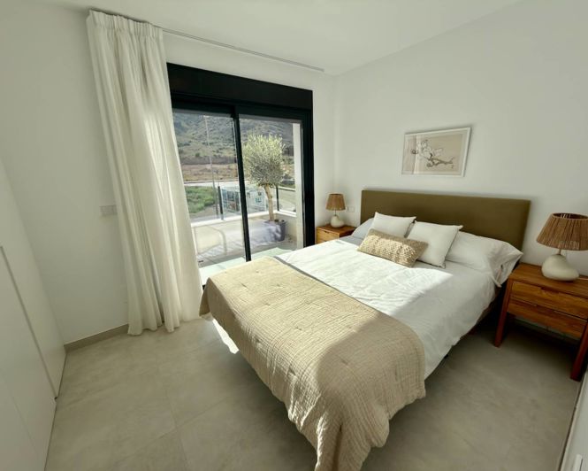 Image No.15-2 Bed Villa for sale