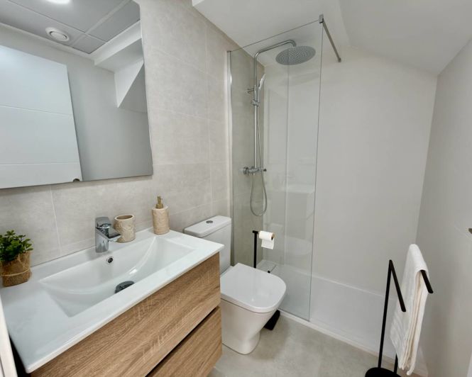 Image No.16-2 Bed Villa for sale