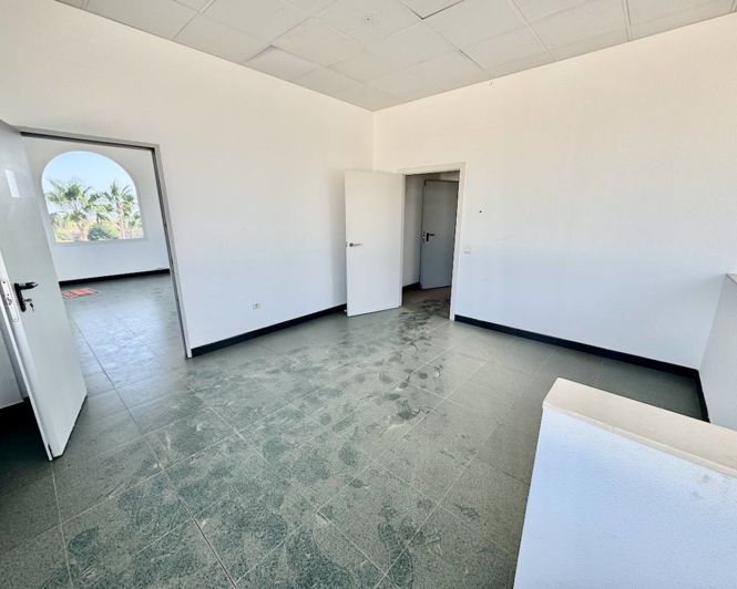 Image No.8-Commercial for sale