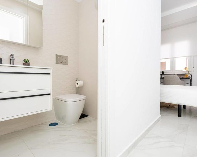 Image No.18-2 Bed Apartment for sale