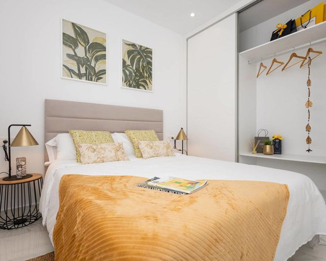 Image No.20-2 Bed Apartment for sale