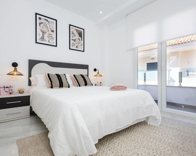 Image No.26-2 Bed Apartment for sale