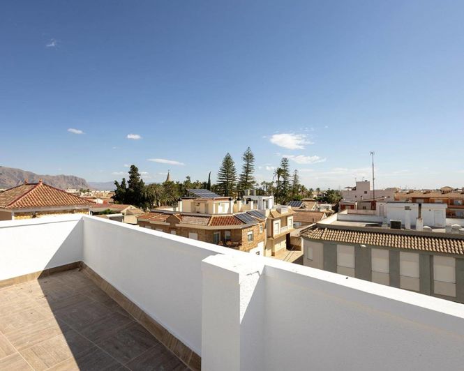 Image No.37-2 Bed Apartment for sale