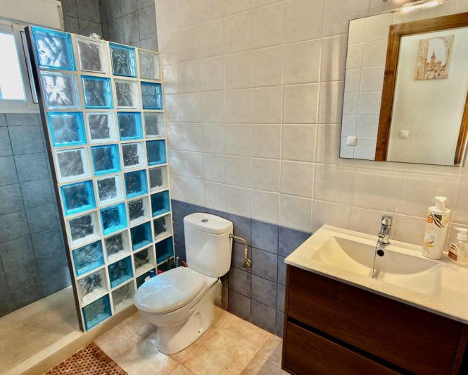 Image No.9-2 Bed Villa for sale