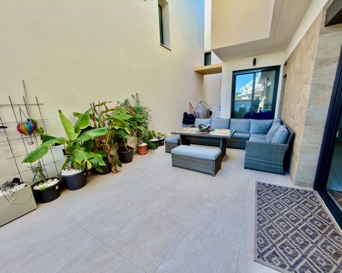 Image No.19-3 Bed Villa for sale