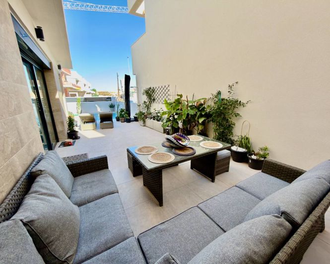 Image No.20-3 Bed Villa for sale