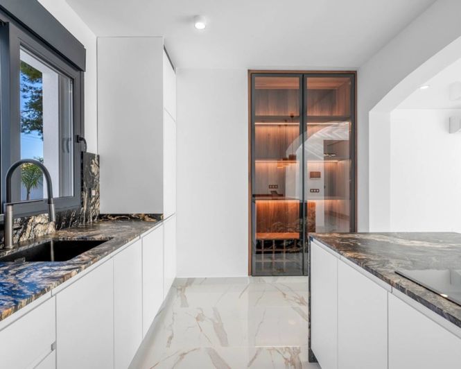 Image No.6-4 Bed Villa for sale