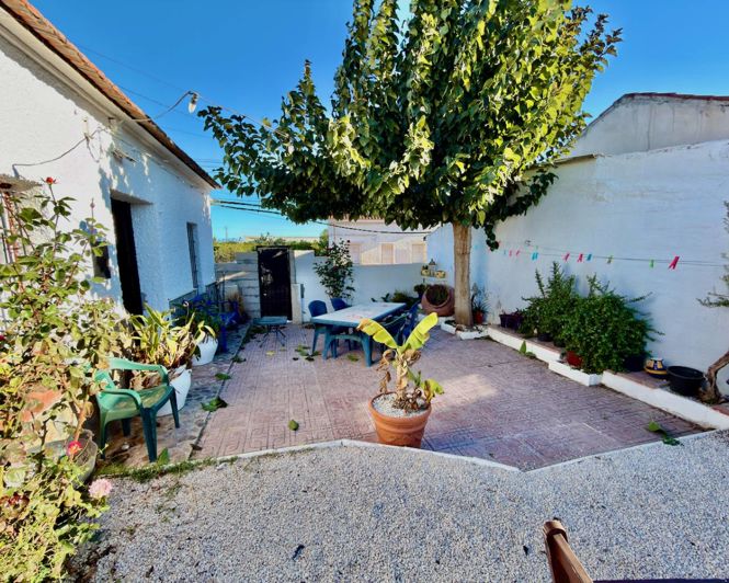 Image No.18-3 Bed Villa for sale