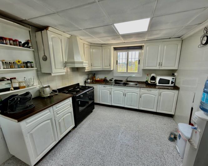 Image No.2-3 Bed Villa for sale