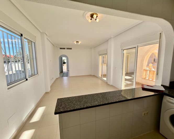 Image No.6-5 Bed Villa for sale