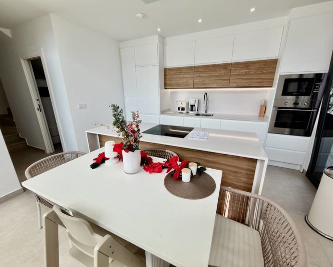 Image No.3-3 Bed Villa for sale