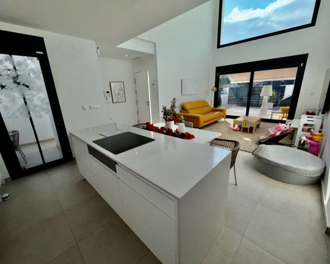 Image No.5-3 Bed Villa for sale