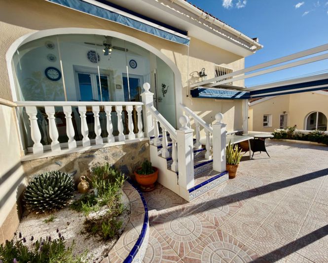 Image No.2-3 Bed Villa for sale