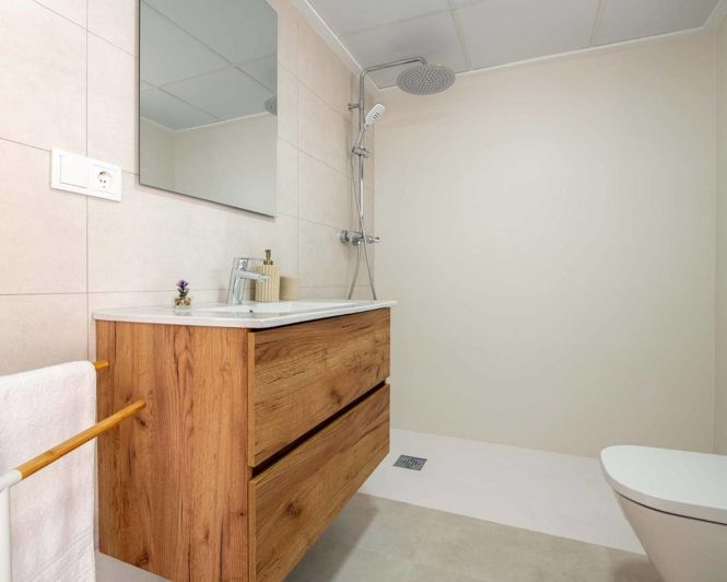 Image No.9-2 Bed Apartment for sale