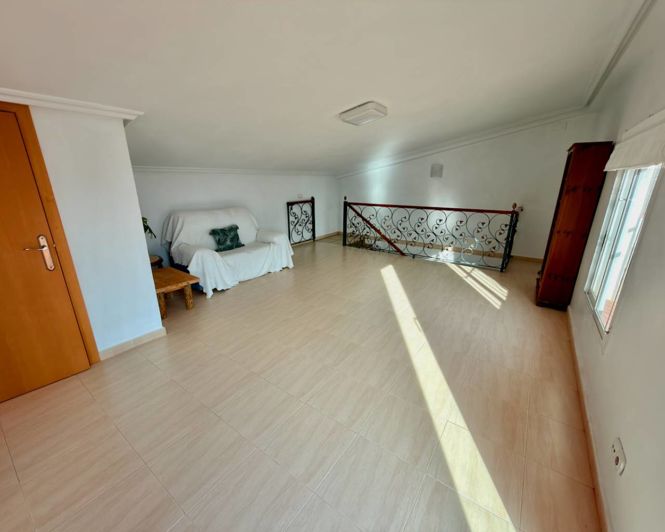 Image No.17-4 Bed Villa for sale