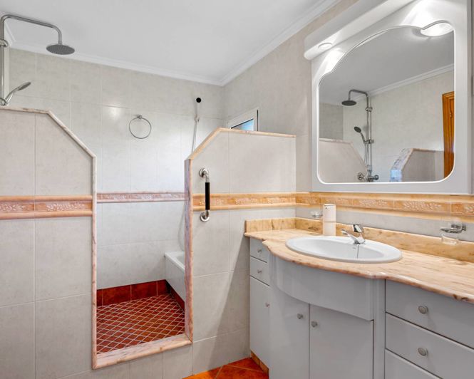 Image No.15-Propriété de 6 chambres à vendre à Los Montesinos