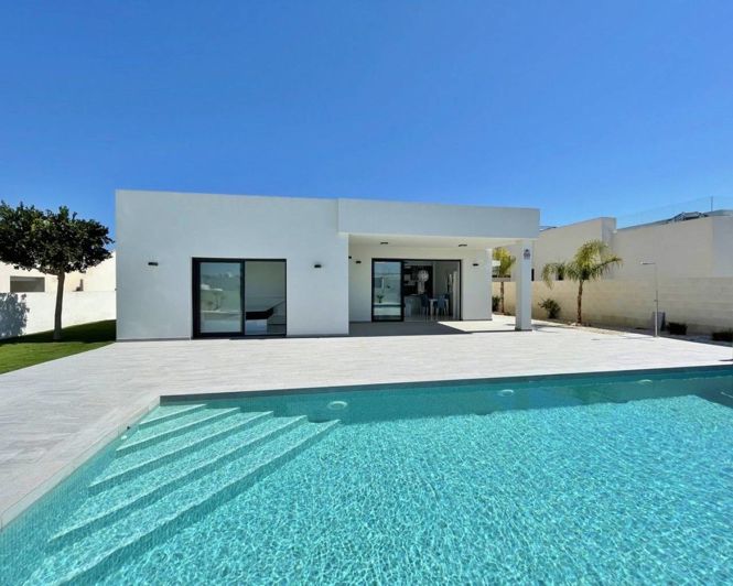 Image No.14-3 Bed Villa for sale