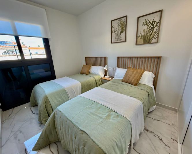 Image No.9-2 Bed Apartment for sale