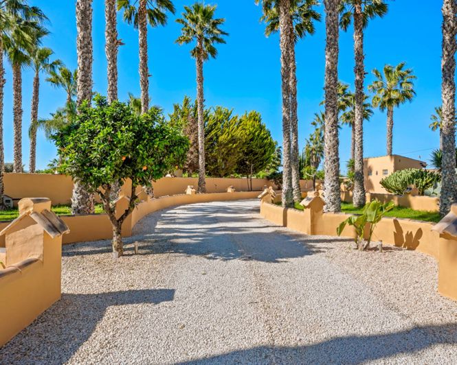 Image No.33-3 Bed Property for sale