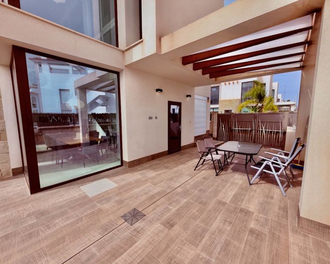 Image No.27-3 Bed Villa for sale