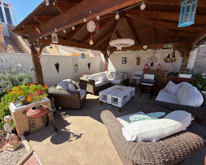 Image No.14-3 Bed Villa for sale