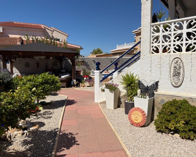 Image No.15-3 Bed Villa for sale