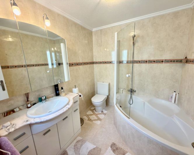 Image No.10-3 Bed Villa for sale