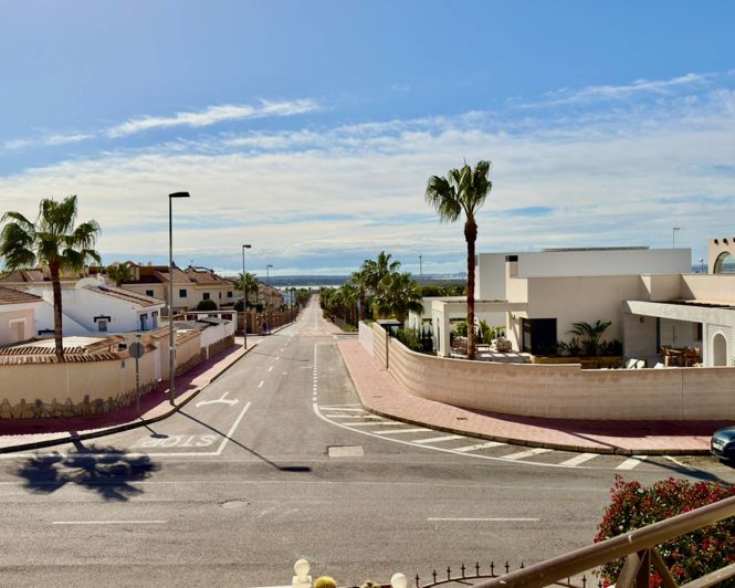 Image No.19-3 Bed Villa for sale