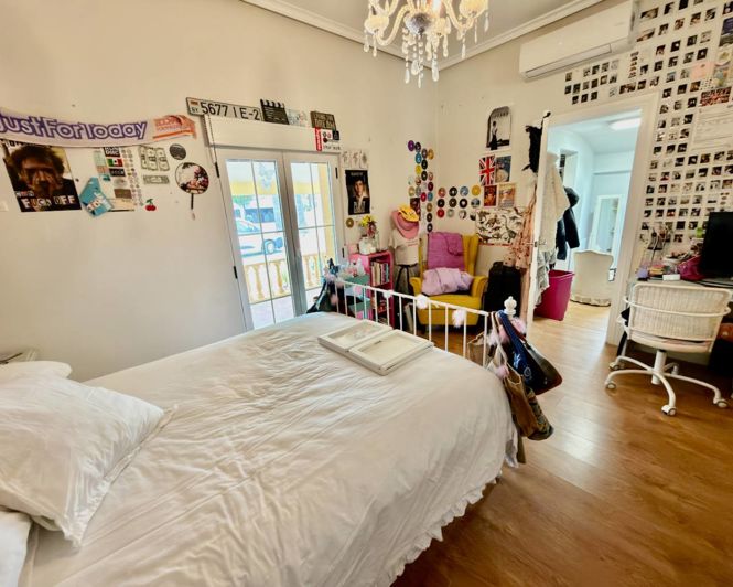 Image No.16-Villa de 6 chambres à vendre à Almoradí