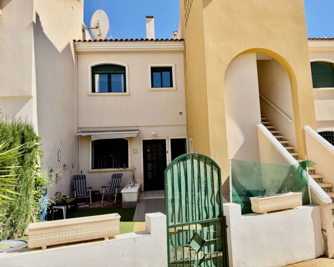 Image No.16-2 Bed Apartment for sale