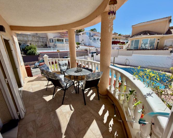 Image No.9-2 Bed Villa for sale