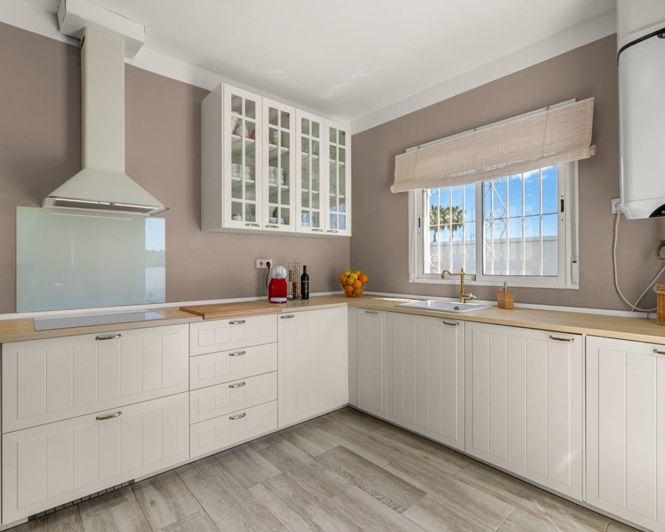 Image No.2-3 Bed Property for sale