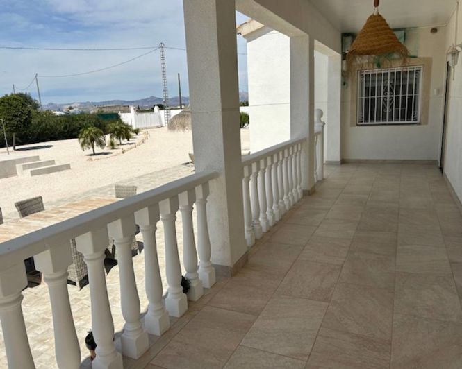 Image No.21-3 Bed Property for sale