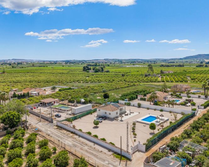 Image No.22-3 Bed Property for sale