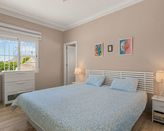 Image No.7-3 Bed Property for sale