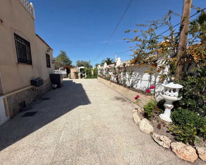 Image No.27-Propriété de 5 chambres à vendre à Catral