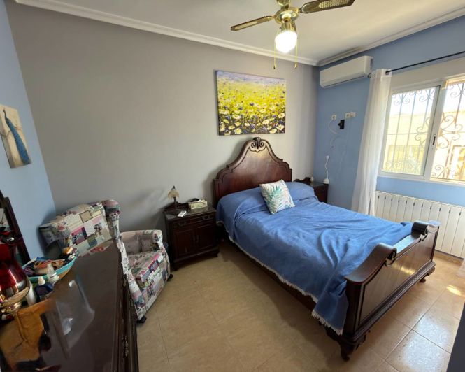 Image No.8-Propriété de 5 chambres à vendre à Catral