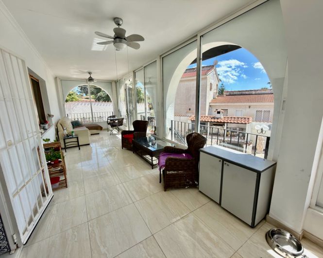 Image No.12-7 Bed Villa for sale