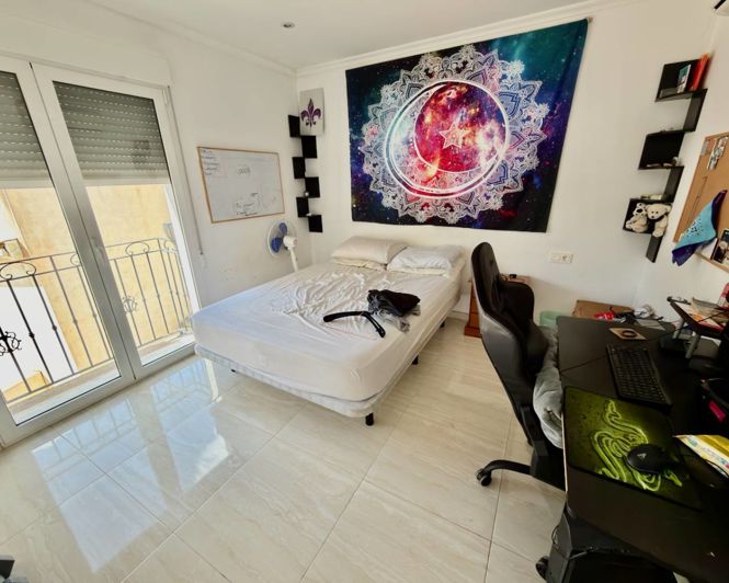 Image No.15-7 Bed Villa for sale
